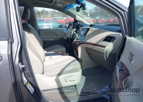 2012 Toyota Sienna Limited 7 Passenger z USA, uszkodzony, nr VIN 5TDDK3DCXCS033655